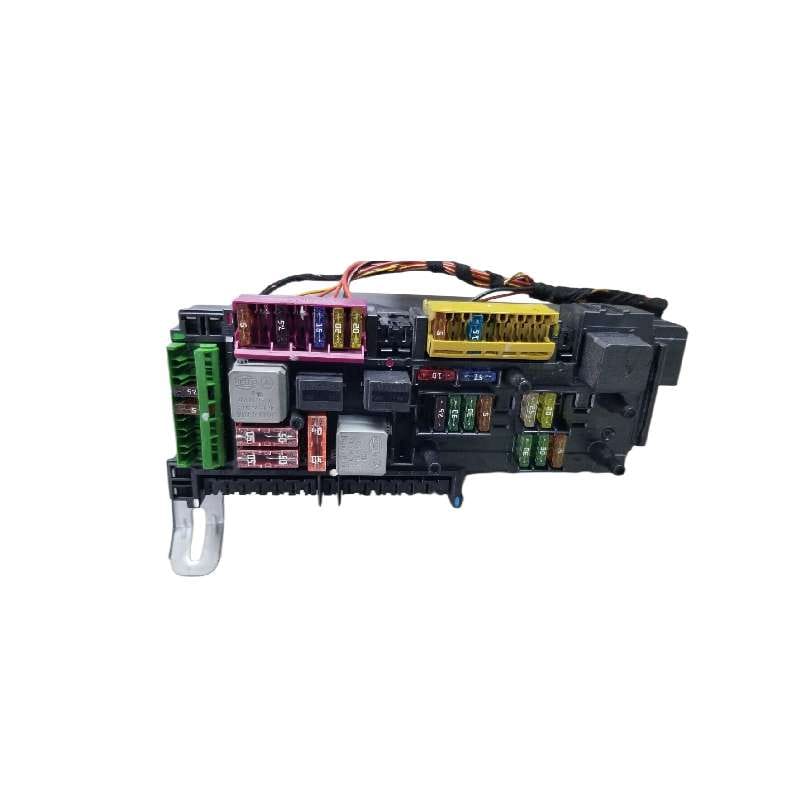 جعبه فیوز داخل کابین بنز E300 اتاق W212