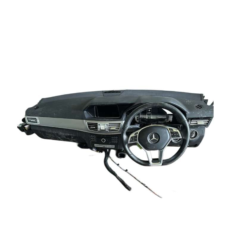 داشبورد بنز E300 اتاق W212