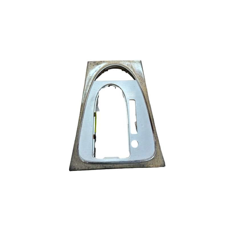 قاب دور لیور دنده بنز e200 اتاق w211