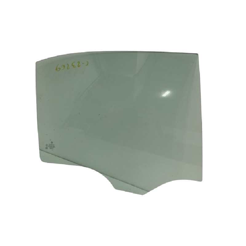شیشه درب عقب راست بنز C200 W204