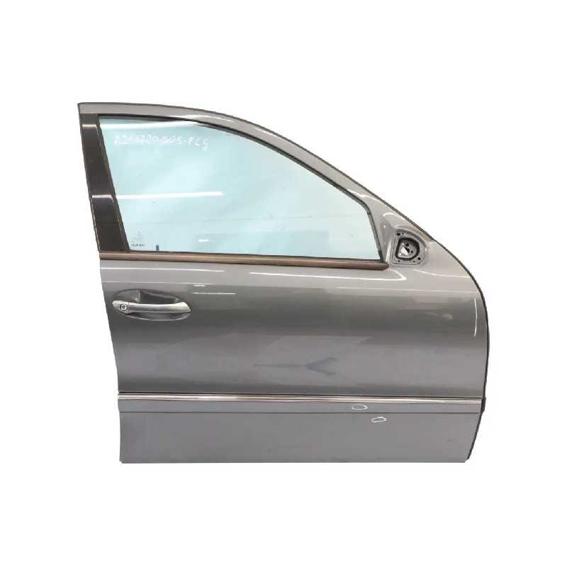 درب جلو راست سمت شاگرد بنز E250 اتاق W211
