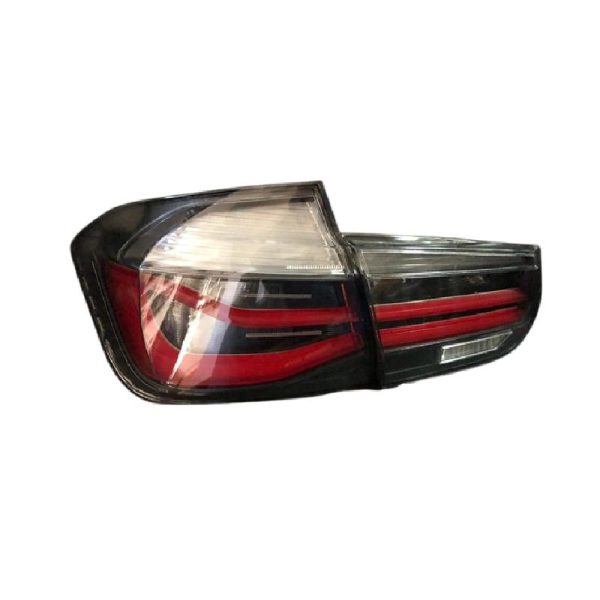 چراغ عقب بی ام و f30 سری ۳ از سال ۲۰۱۲ تا ۲۰۱۶