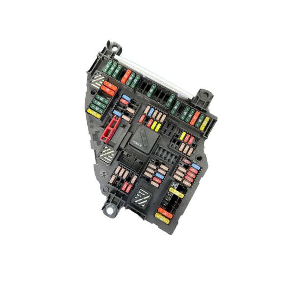 جعبه فیوز داخل کابین بی ام و 520 اتاق F10