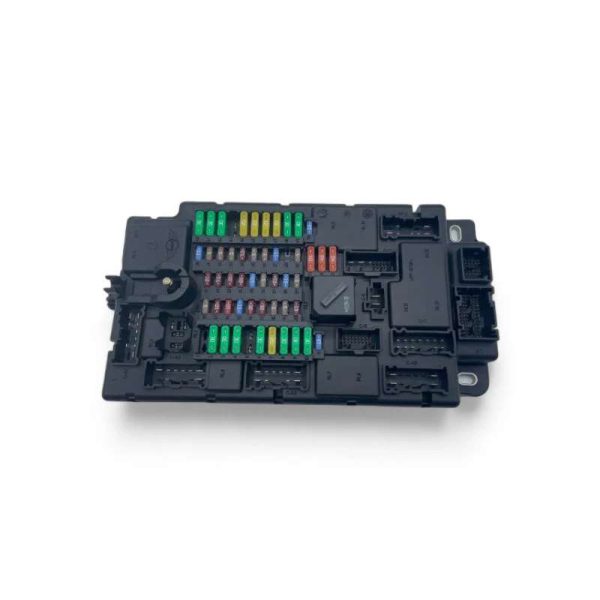 جعبه فیوز داخل کابین مینی کوپر S