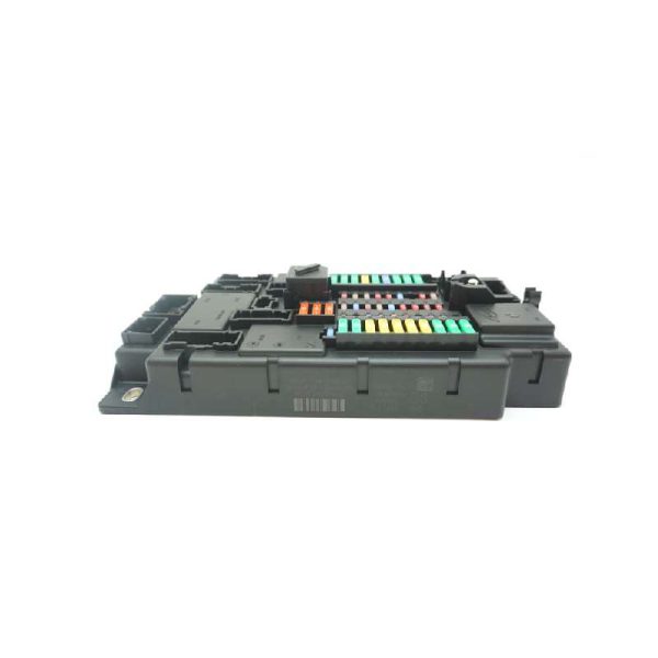 جعبه فیوز داخل کابین بی ام و 330 اتاق e93