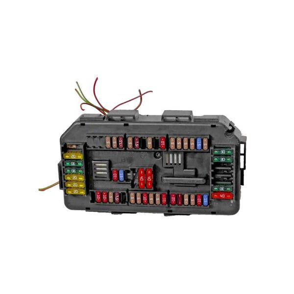 جعبه فیوز داخل موتور بی ام و 120 اتاق f20